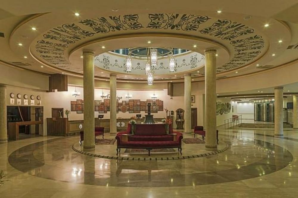 Fore Resort & Spa — Hotel building in Kemer