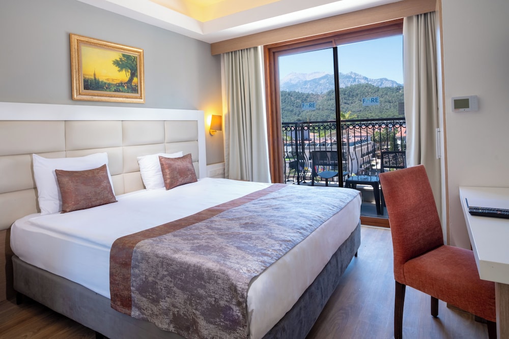 Fore Resort & Spa — Hotel rooms in Kemer