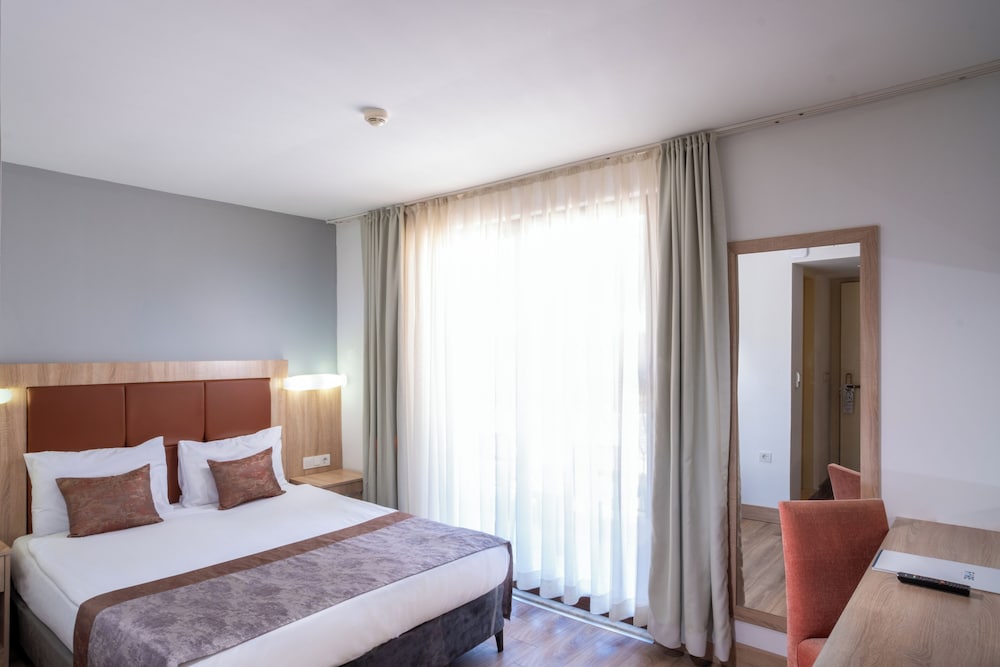 Fore Resort & Spa — Hotel rooms in Kemer