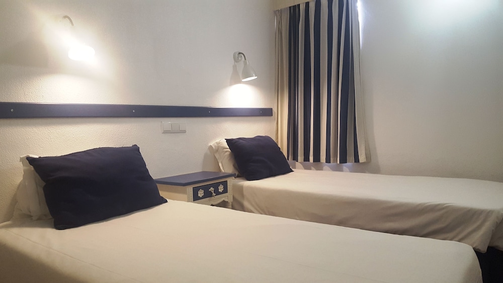 Apartamentos Soldoiro — Hotel rooms in Albufeira, Faro