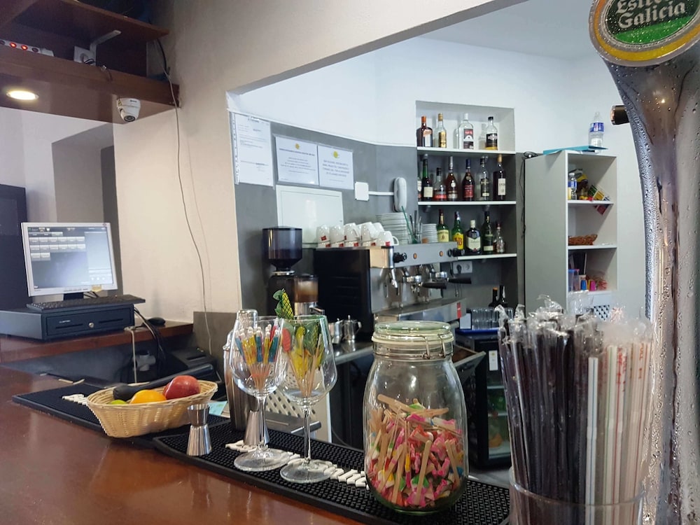 Apartamentos Soldoiro — Restaurant & bars in Albufeira, Faro