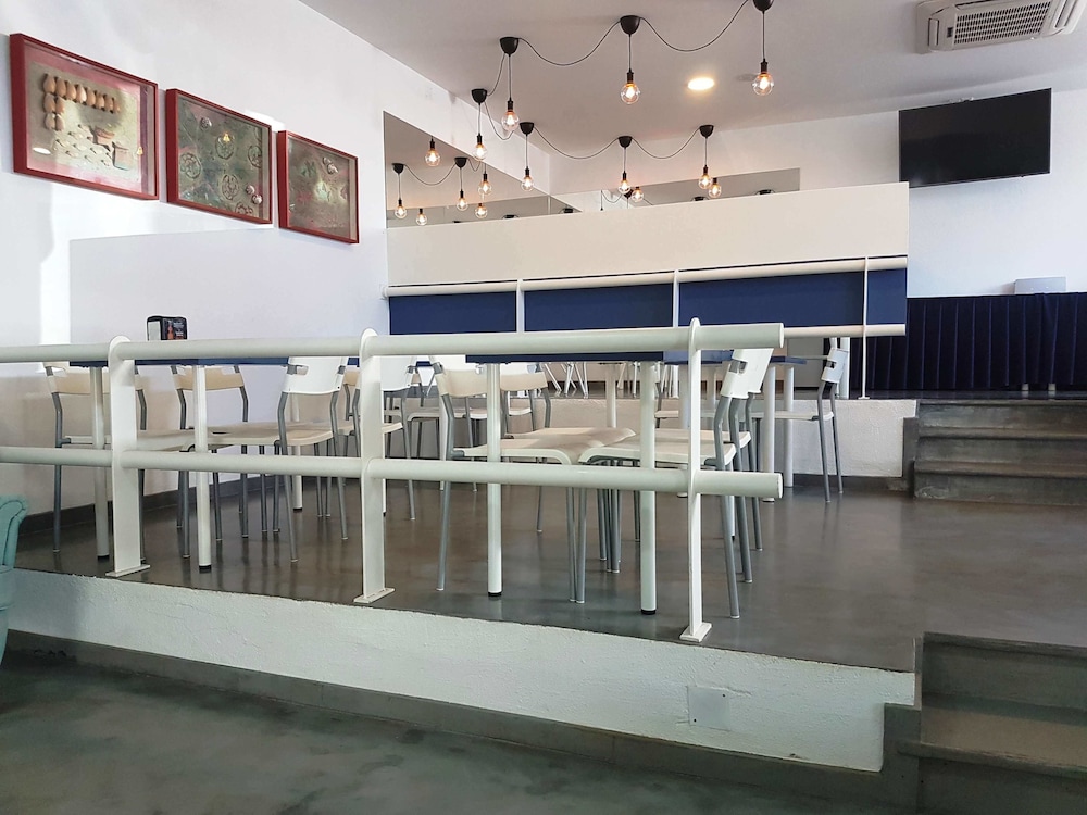 Apartamentos Soldoiro — Restaurant & bars in Albufeira, Faro
