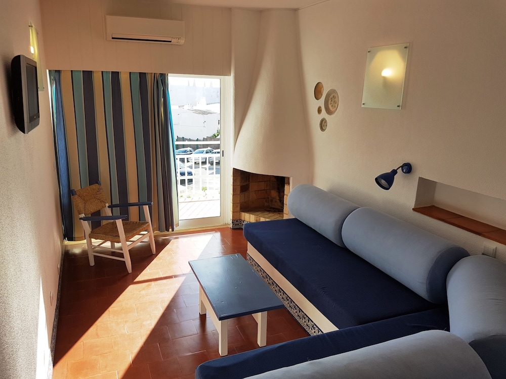 Apartamentos Soldoiro — Hotel rooms in Albufeira, Faro