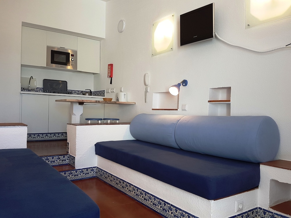Apartamentos Soldoiro — Hotel rooms in Albufeira, Faro
