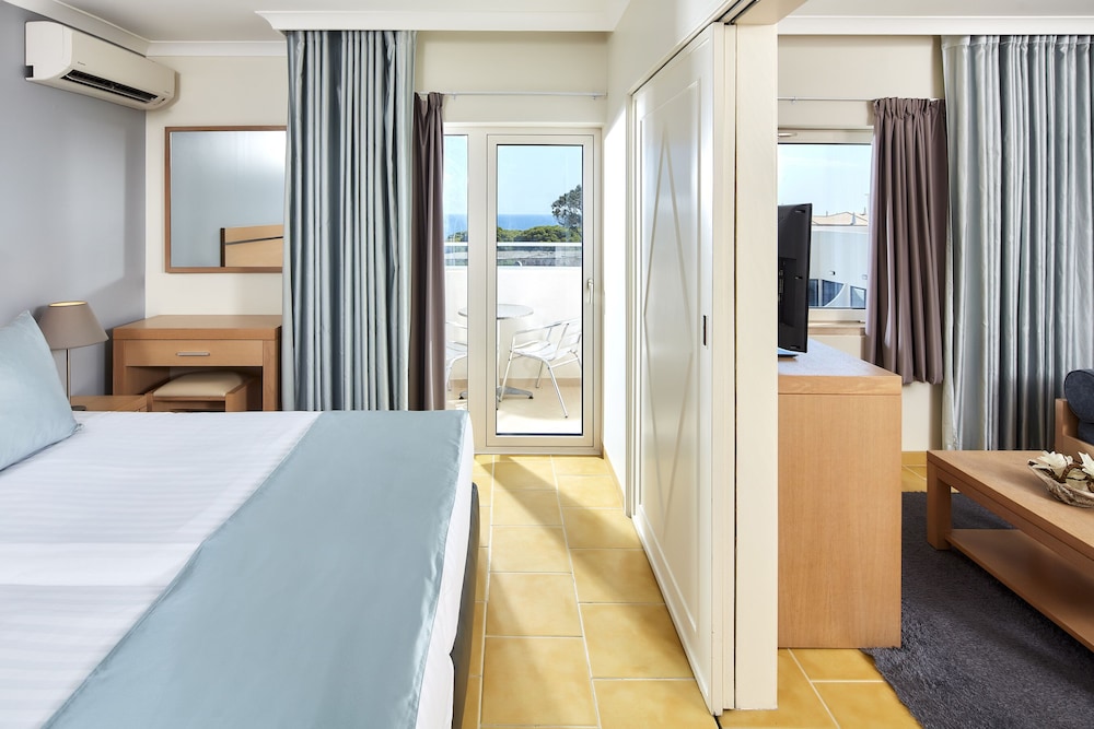 Santa Eulalia Hotel Apartamento & Spa — Hotel rooms in Albufeira, Faro