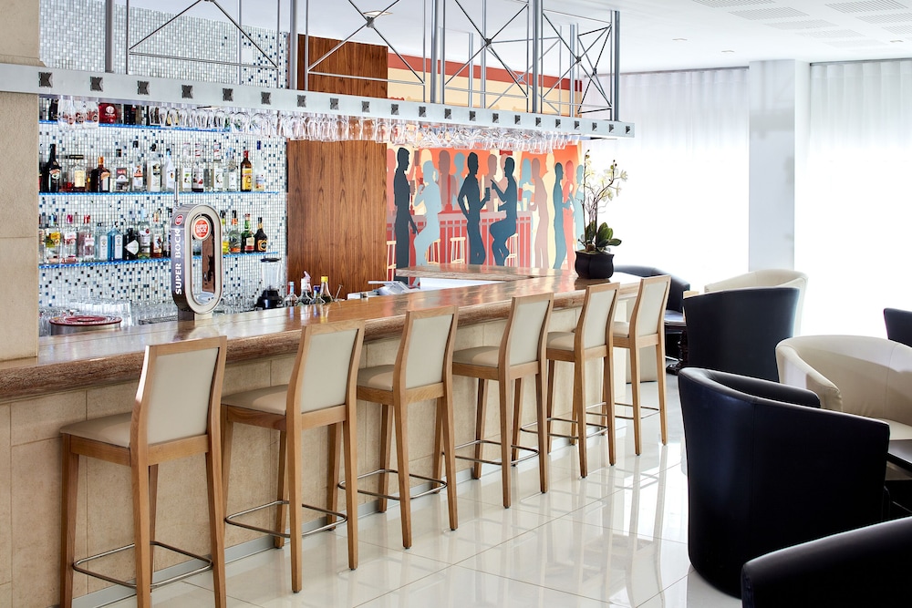Santa Eulalia Hotel Apartamento & Spa — Restaurant & bars in Albufeira, Faro