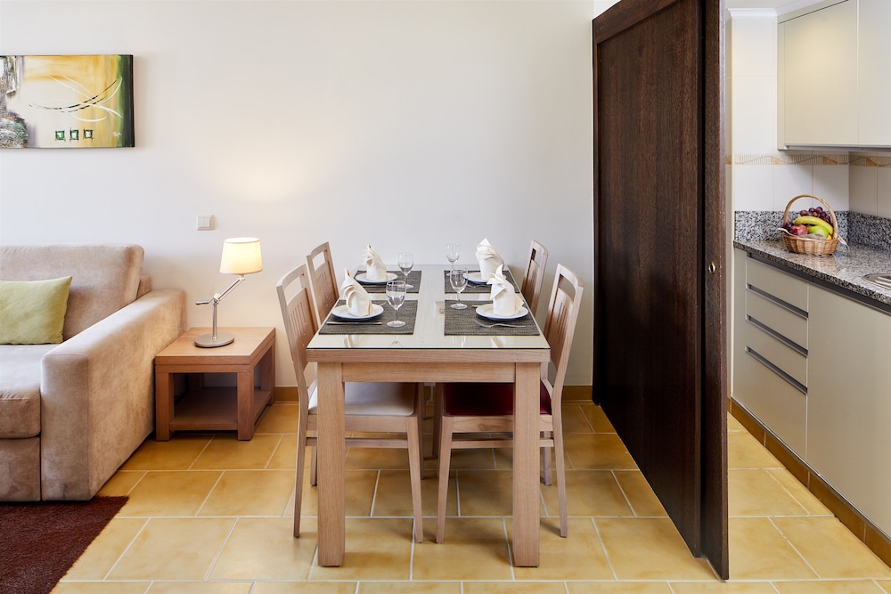Santa Eulalia Hotel Apartamento & Spa — Hotel rooms in Albufeira, Faro