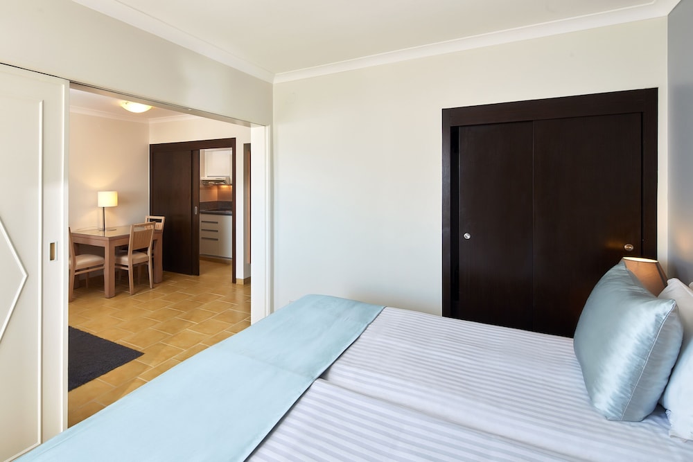 Santa Eulalia Hotel Apartamento & Spa — Hotel rooms in Albufeira, Faro