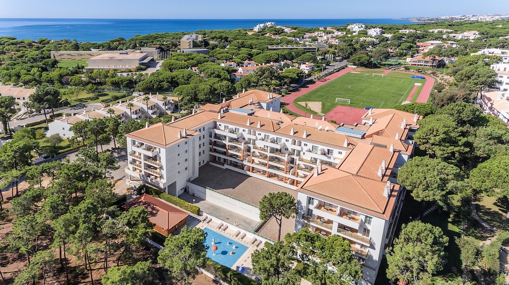 AP Victoria Sports & Beach — Hotel building in Albufeira, Faro