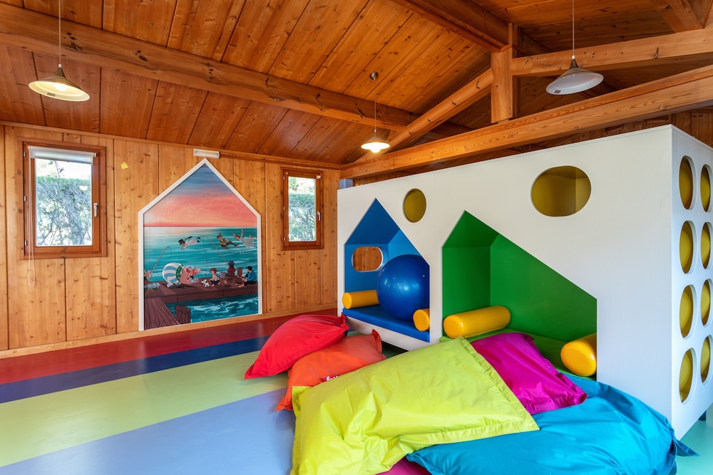 AP Victoria Sports & Beach — Attractions for children in Albufeira, Faro