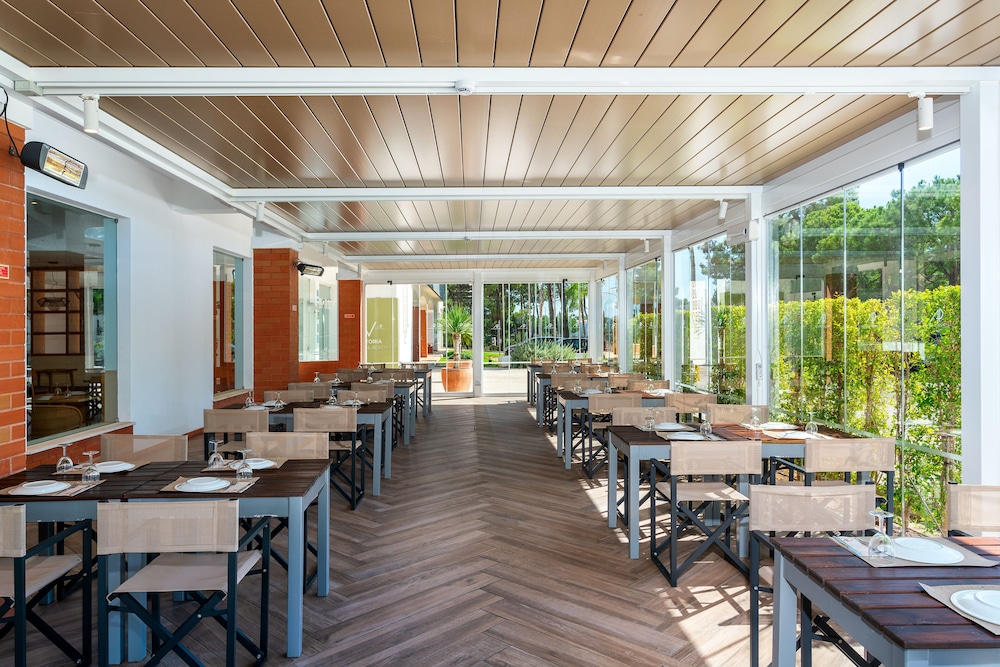 AP Victoria Sports & Beach — Restaurant & bars in Albufeira, Faro