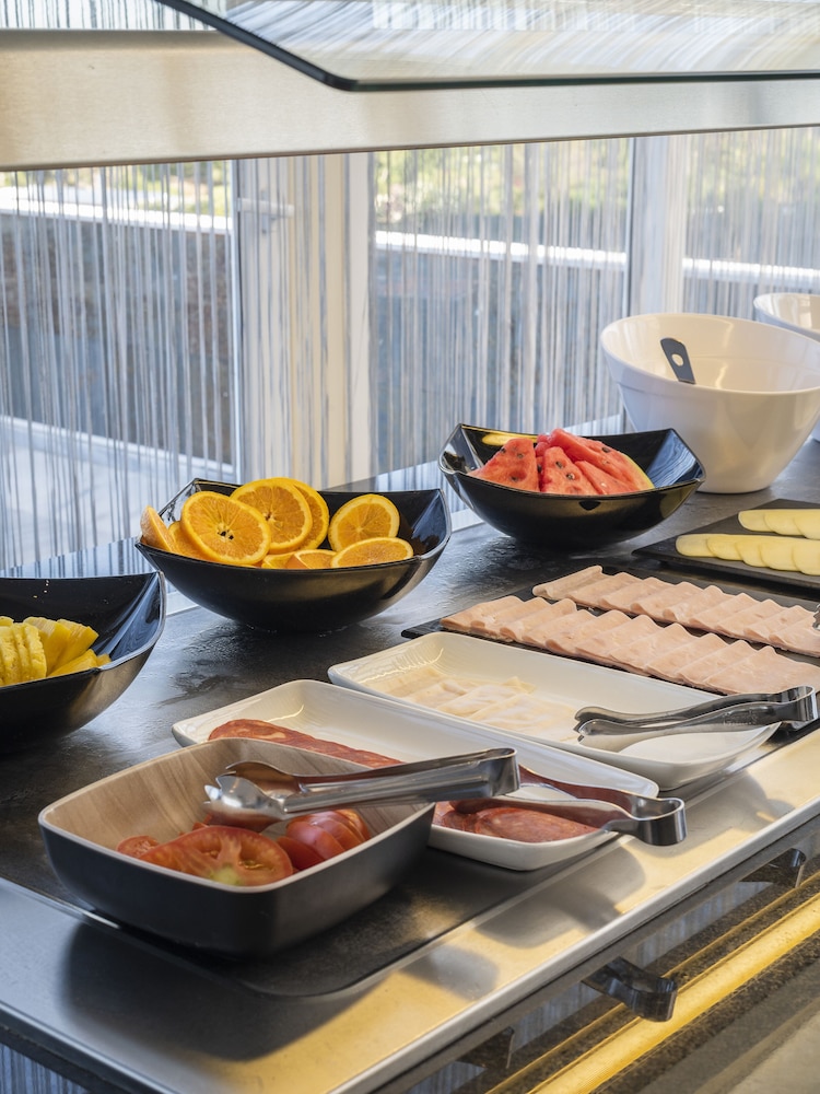 Velamar Boutique Hotel - Adults Friendly — Restaurant & bars in Albufeira, Faro