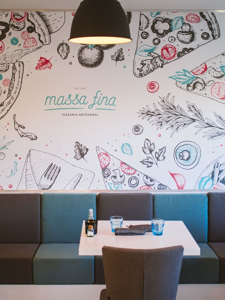 Vila Gale Collection Praia Hotel — Restaurant & bars in Albufeira, Faro