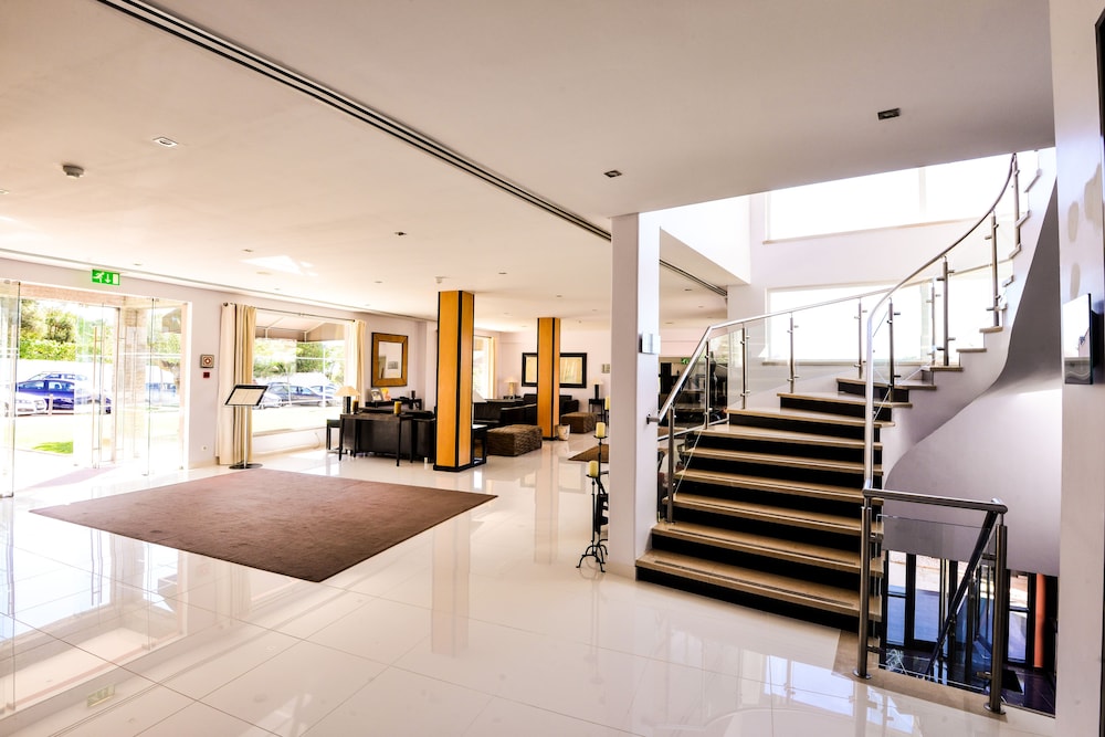 Vila Gale Collection Praia Hotel — Hotel building in Albufeira, Faro