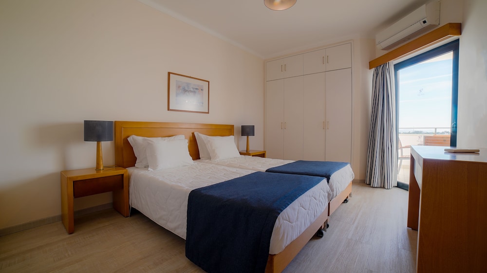 Vila Petra — Hotel rooms in Albufeira, Faro