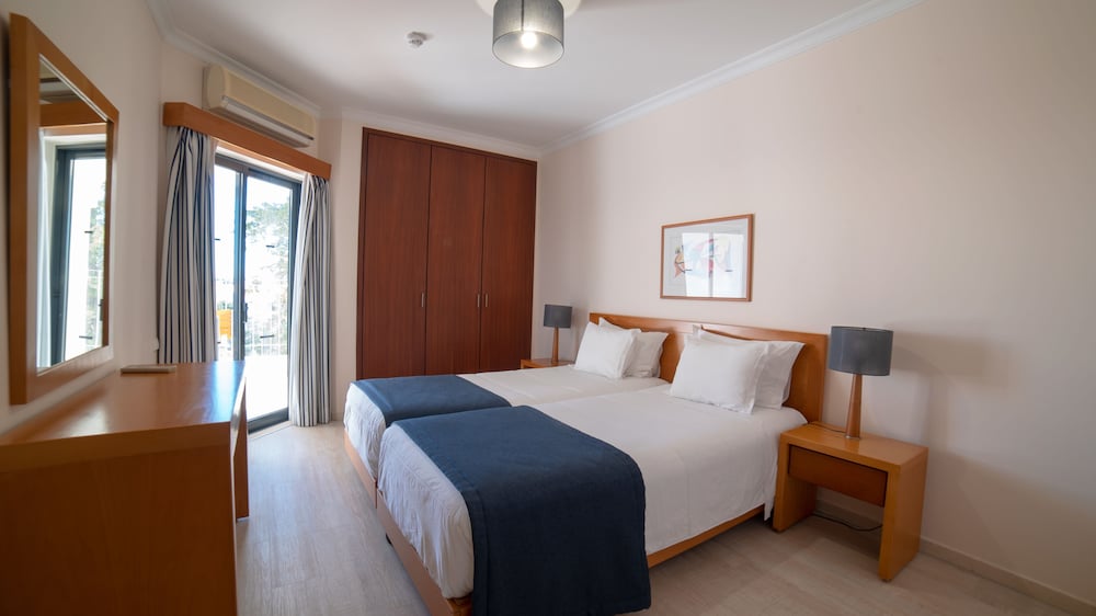Vila Petra — Hotel rooms in Albufeira, Faro