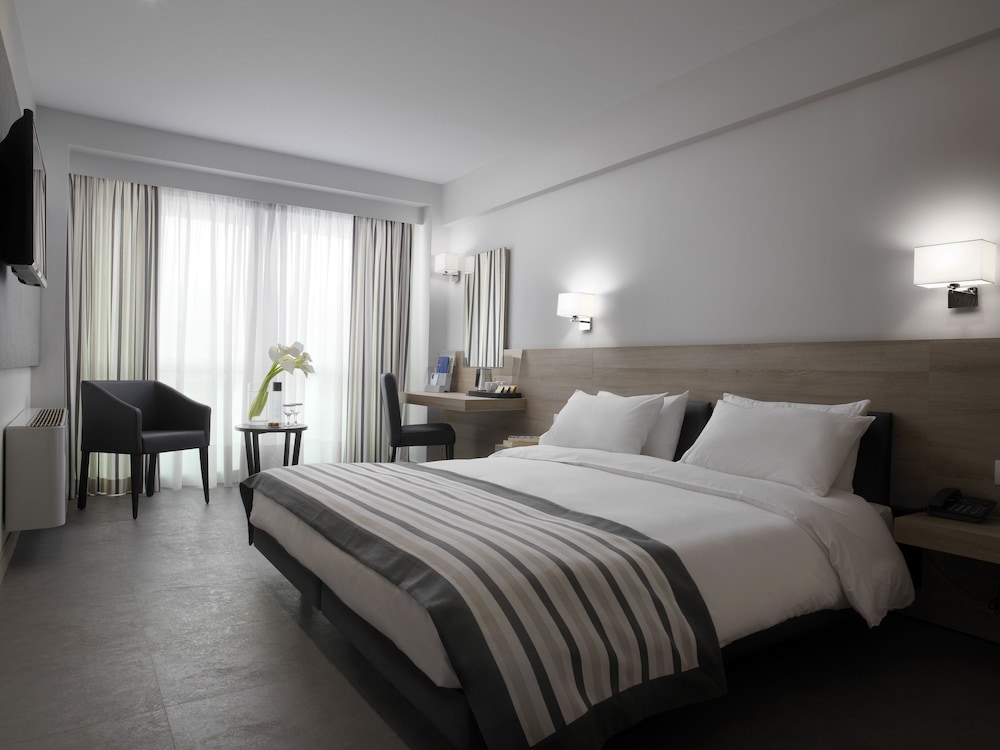 The Stanley — Hotel rooms in Athens, Attica