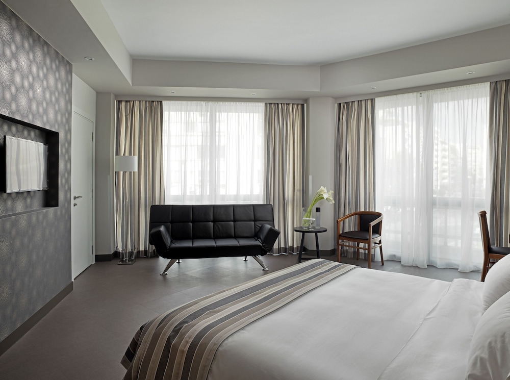 The Stanley — Hotel rooms in Athens, Attica