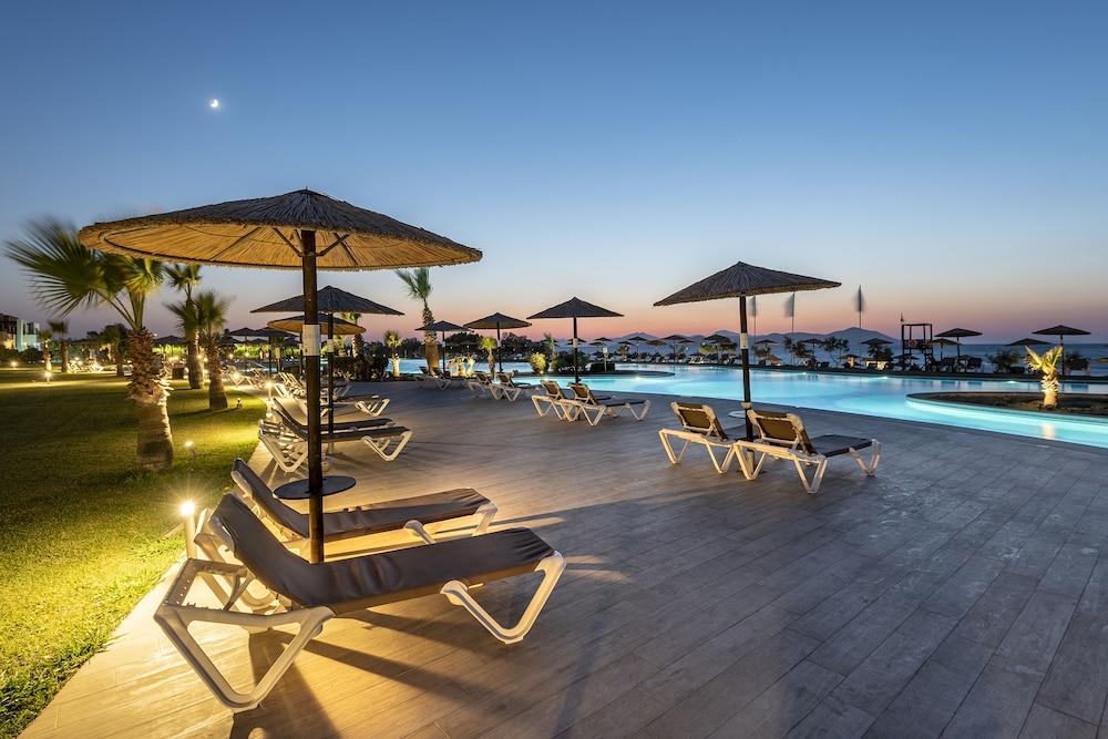 Astir Odysseus Kos Resort & Spa — Swimming pool in Tigaki, South Aegean