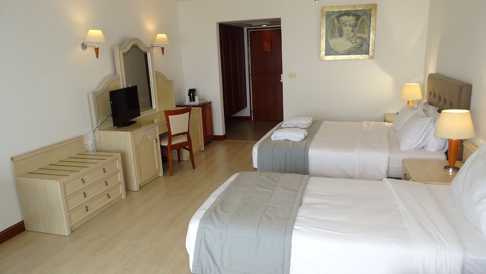 Kipriotis Panorama Hotel & Suites by Anayia All Inclusive Resorts — Hotel rooms in Psalidi, South Aegean