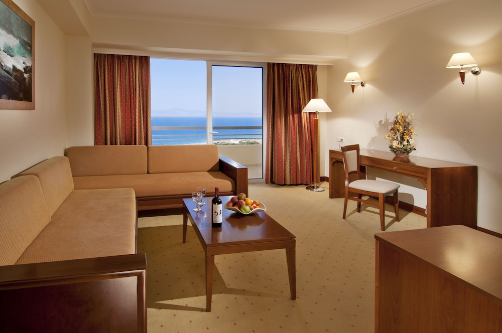 Kipriotis Panorama Hotel & Suites by Anayia All Inclusive Resorts — Hotel rooms in Psalidi, South Aegean