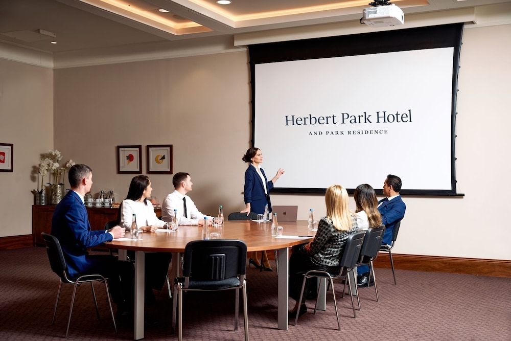Herbert Park Hotel — Hotel building in Dublin, Dublin City