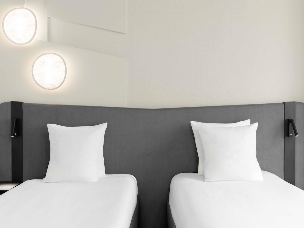 Mövenpick Hotel Budapest Centre - zdjęcie 3