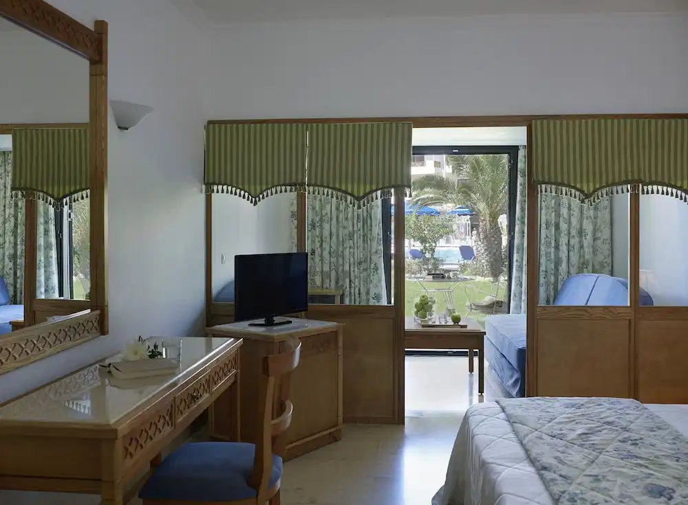Mitsis Ramira — Hotel rooms in Psalidi, South Aegean