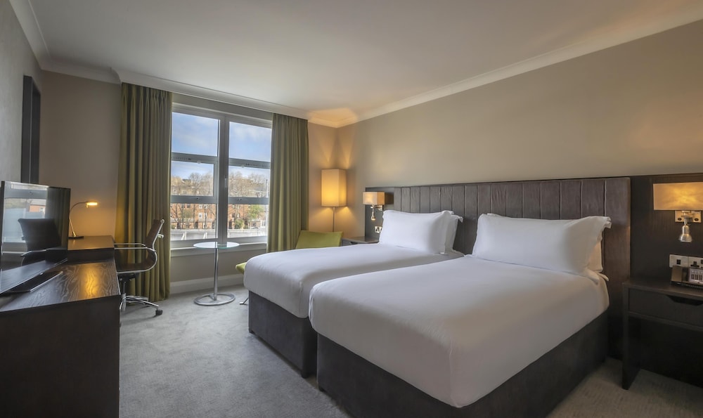 Hilton Dublin — Hotel rooms in Dublin, Dublin City