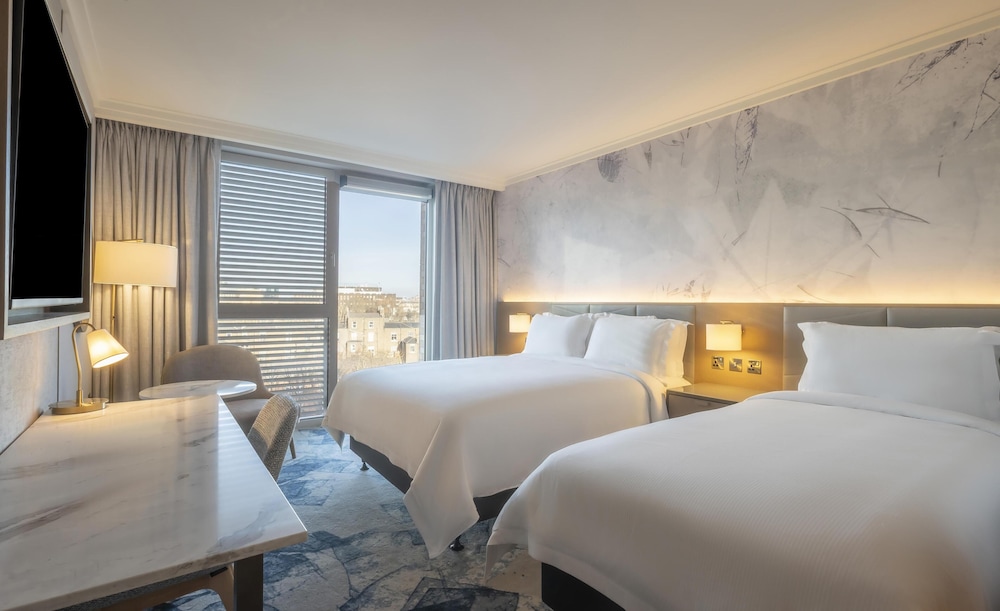 Hilton Dublin — Hotel rooms in Dublin, Dublin City