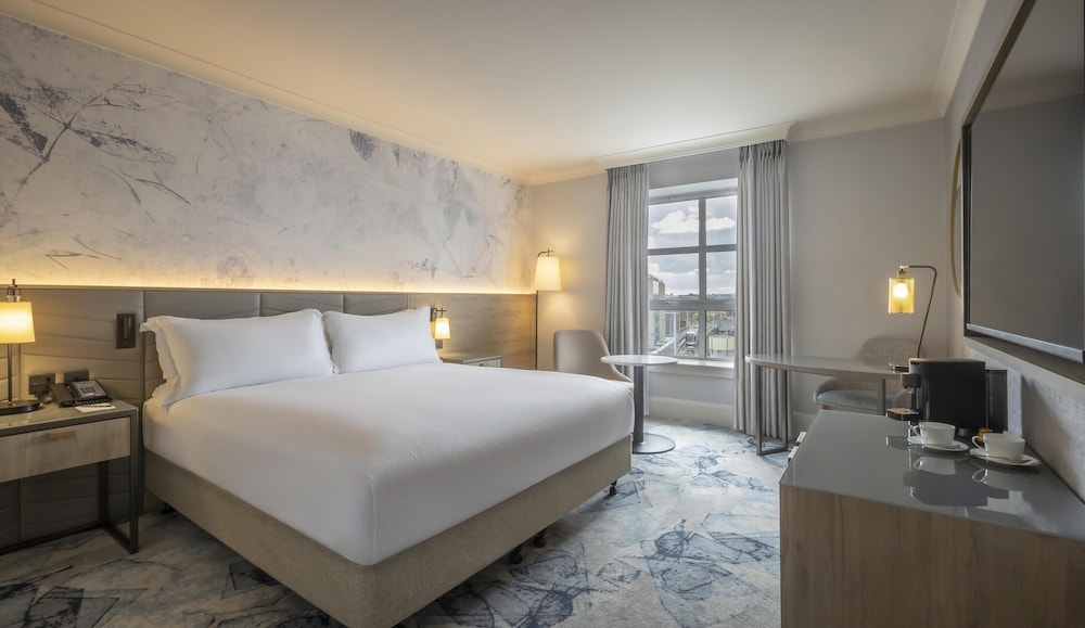 Hilton Dublin — Hotel rooms in Dublin, Dublin City