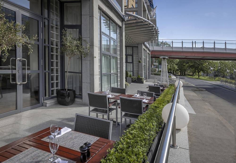 Hilton Dublin — Restaurant & bars in Dublin, Dublin City