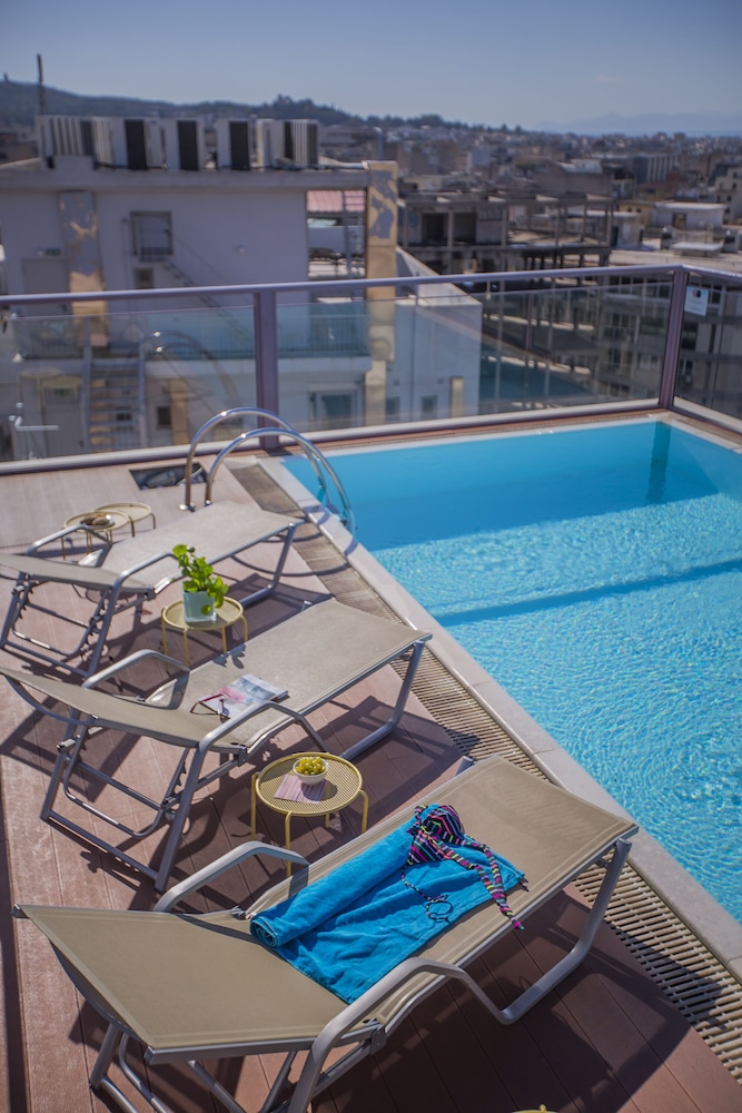Novus City Hotel — Swimming pool in Athens, Attica