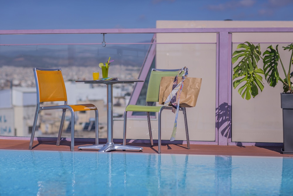Novus City Hotel — Swimming pool in Athens, Attica