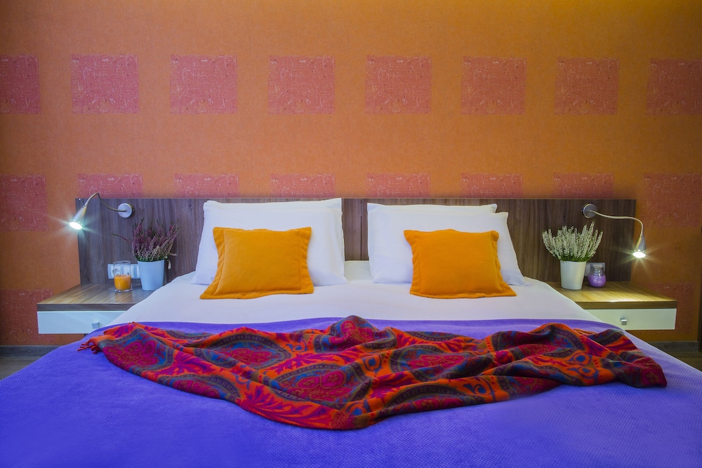 Novus City Hotel — Hotel rooms in Athens, Attica