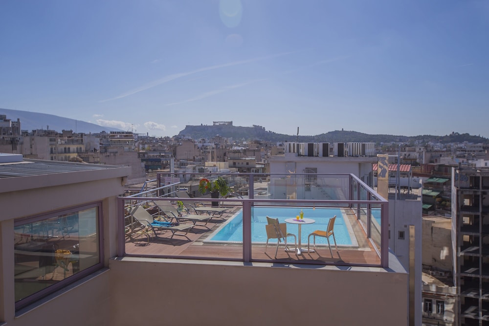 Novus City Hotel — Swimming pool in Athens, Attica