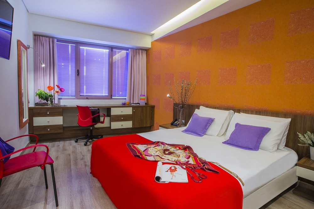 Novus City Hotel — Hotel rooms in Athens, Attica