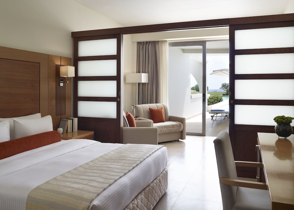 Apollo Blue — Hotel rooms in Faliraki, South Aegean