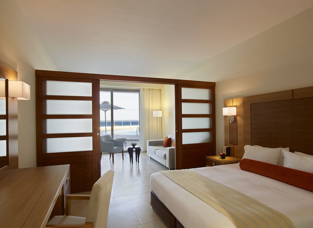 Apollo Blue — Hotel rooms in Faliraki, South Aegean
