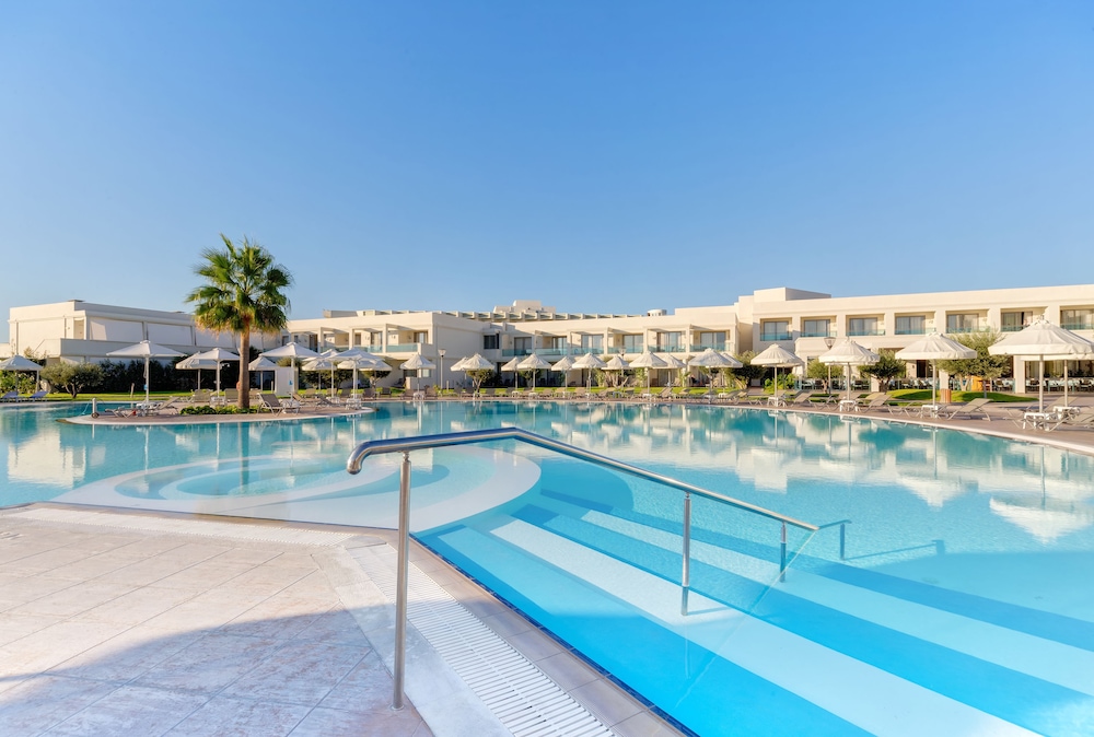 Apollo Blue — Swimming pool in Faliraki, South Aegean