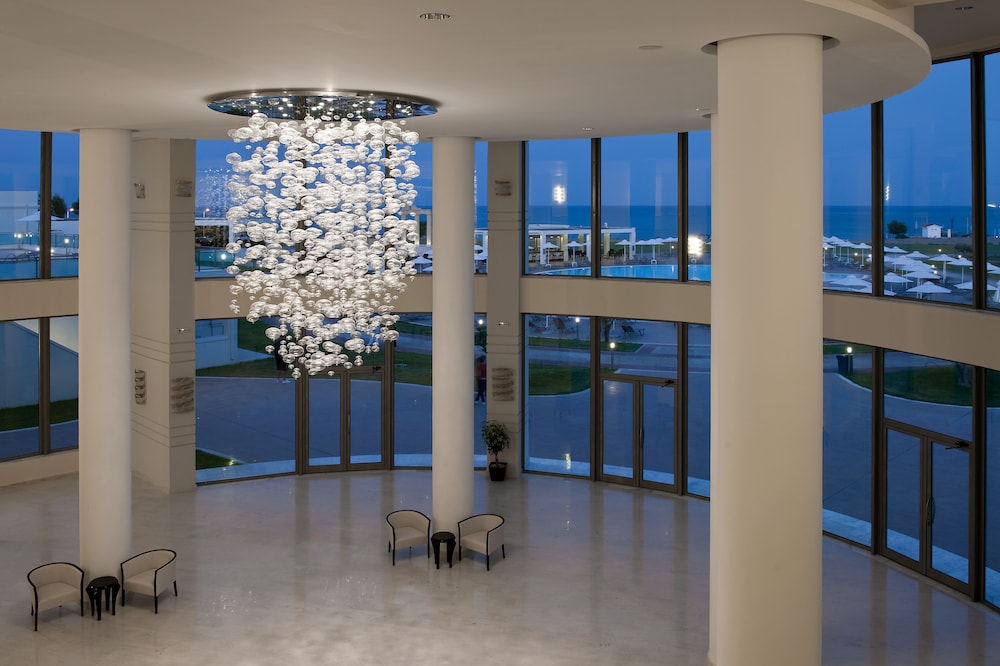 Apollo Blue — Hotel rooms in Faliraki, South Aegean