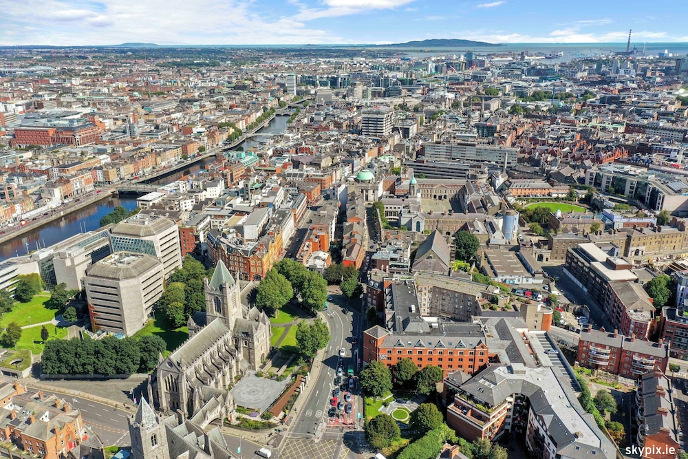 Leonardo Hotel Dublin Christchurch — Attractions in the area in Dublin, Dublin City