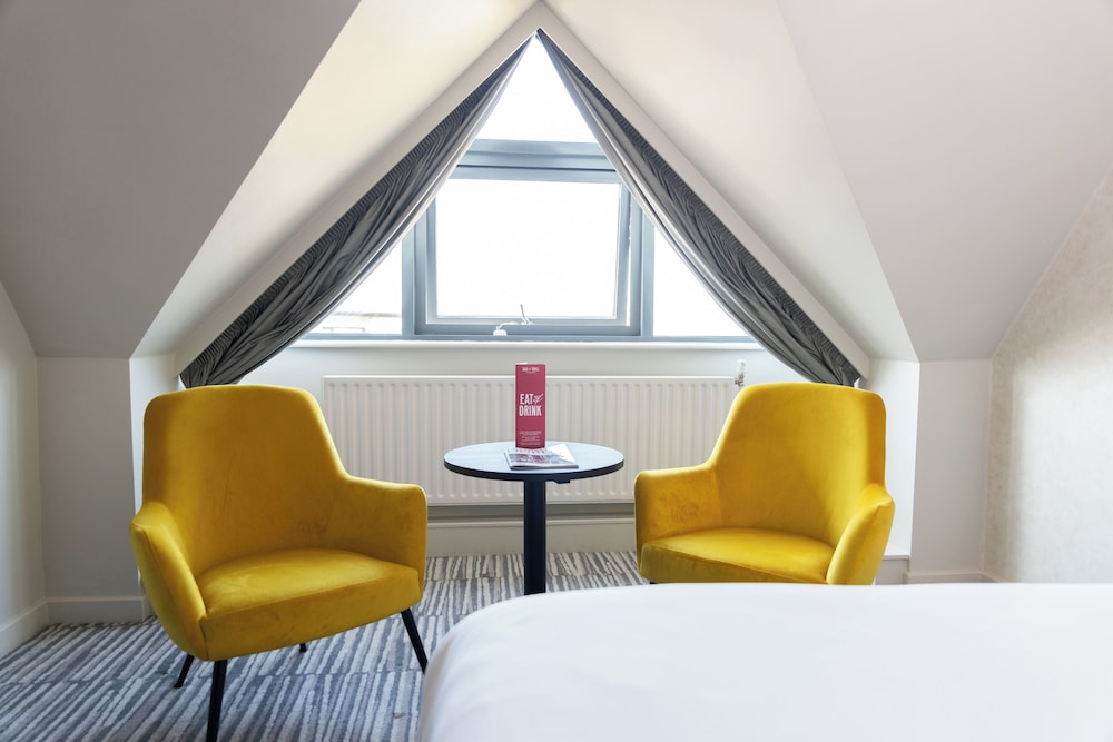 Leonardo Hotel Dublin Christchurch — Hotel rooms in Dublin, Dublin City