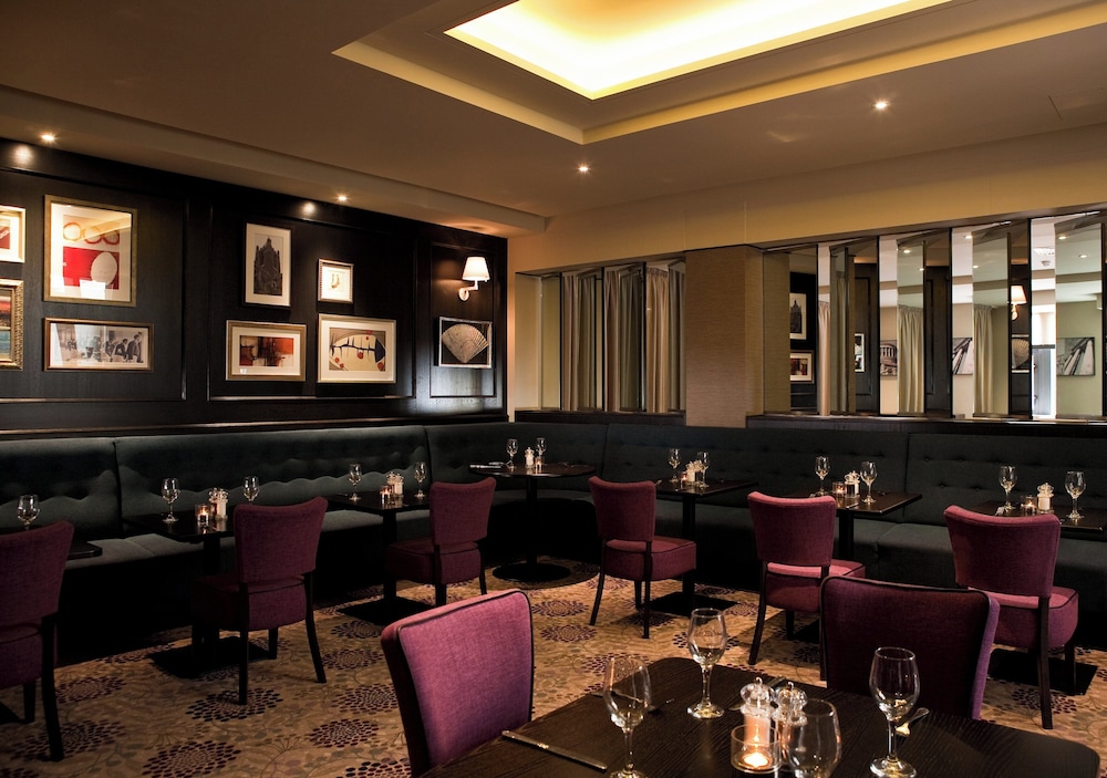Leonardo Hotel Dublin Christchurch — Restaurant & bars in Dublin, Dublin City