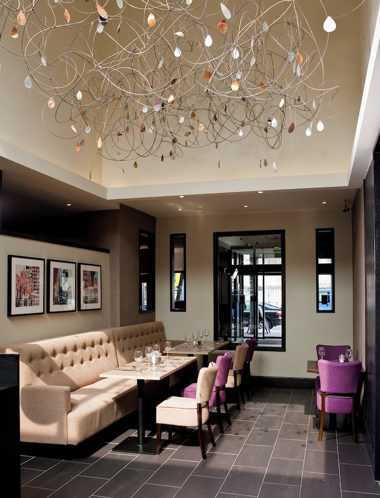 Leonardo Hotel Dublin Christchurch — Restaurant & bars in Dublin, Dublin City