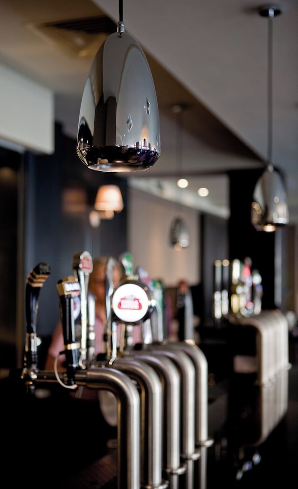 Leonardo Hotel Dublin Christchurch — Restaurant & bars in Dublin, Dublin City