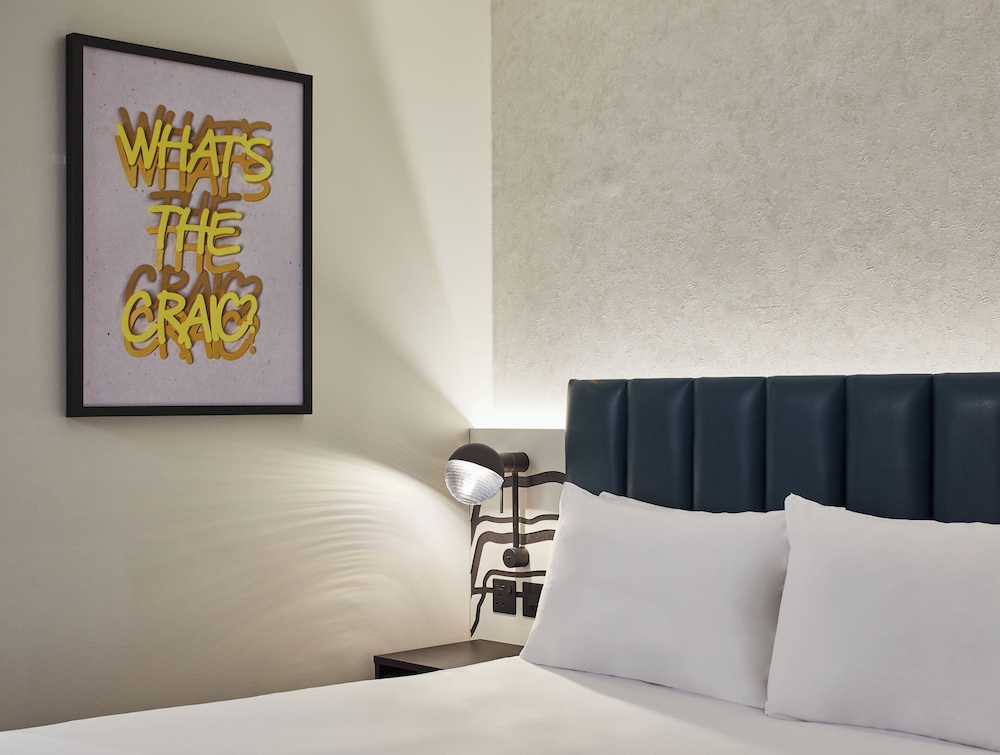 Leonardo Hotel Dublin Christchurch — Hotel rooms in Dublin, Dublin City