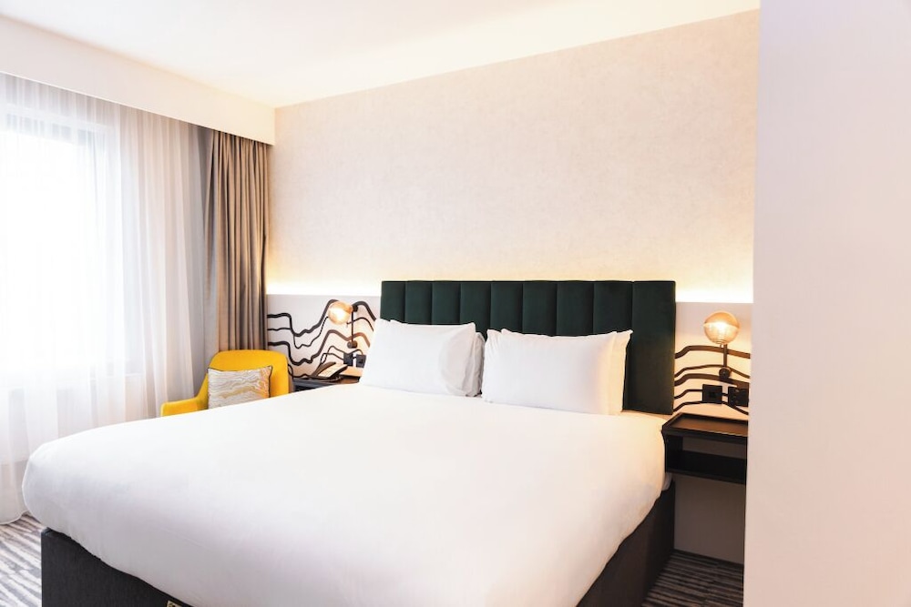 Leonardo Hotel Dublin Christchurch — Hotel rooms in Dublin, Dublin City