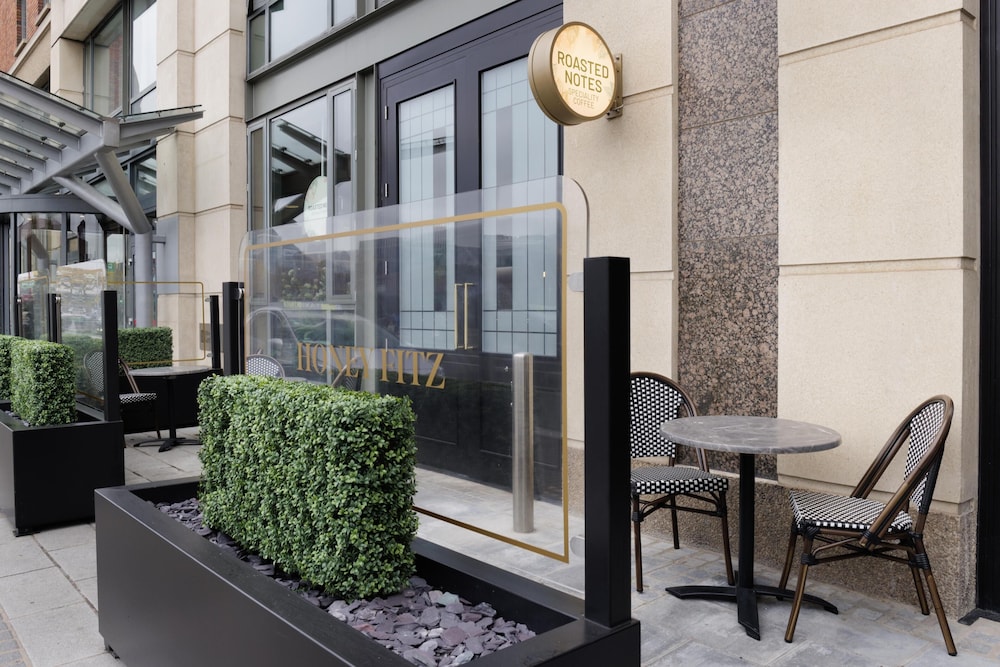 Hilton Garden Inn Dublin City Centre — Restaurant & bars in Dublin, Dublin City