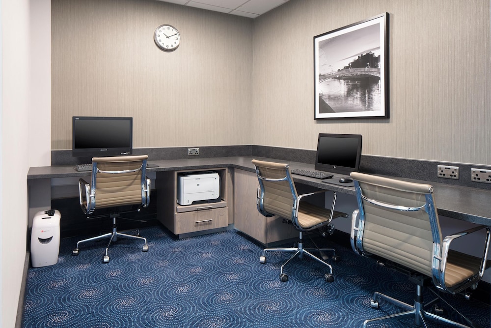 Hilton Garden Inn Dublin City Centre — Hotel building in Dublin, Dublin City